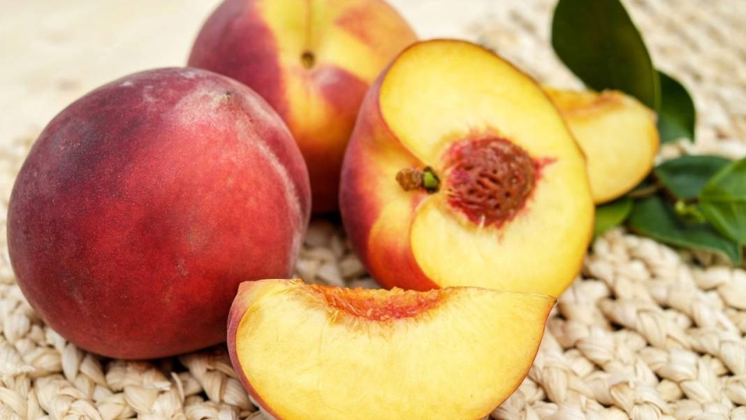 Meyvelerin isimleri nereden geliyor? İşte meyveler hakkında çok şaşıracağınız bilgiler 1